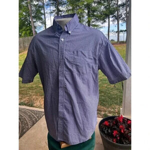 Croft and barrow short sleeve button up size large lavender and white plaid